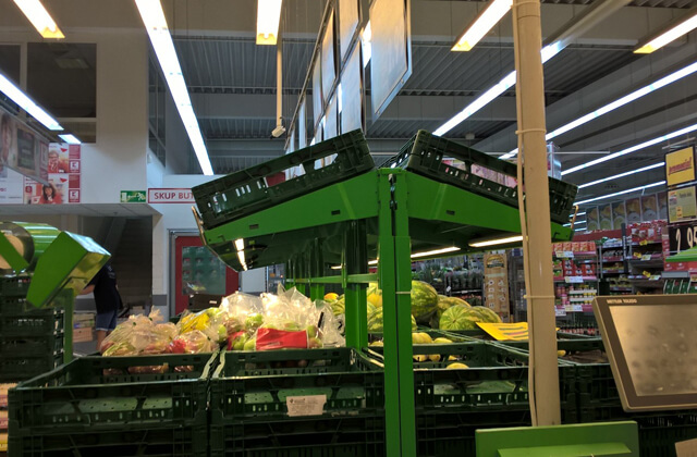 Montaż mebli sklepowych Kaufland
