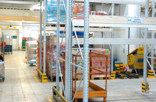 Montaż regałów paletowych