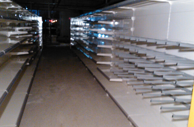 Montaż mebli sklepowych Tesco